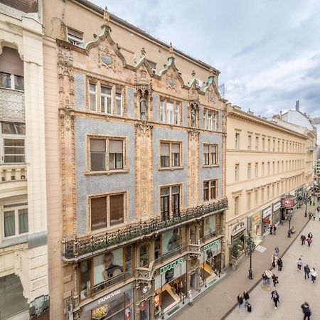 Katalin Apartment Budapest Exteriör bild